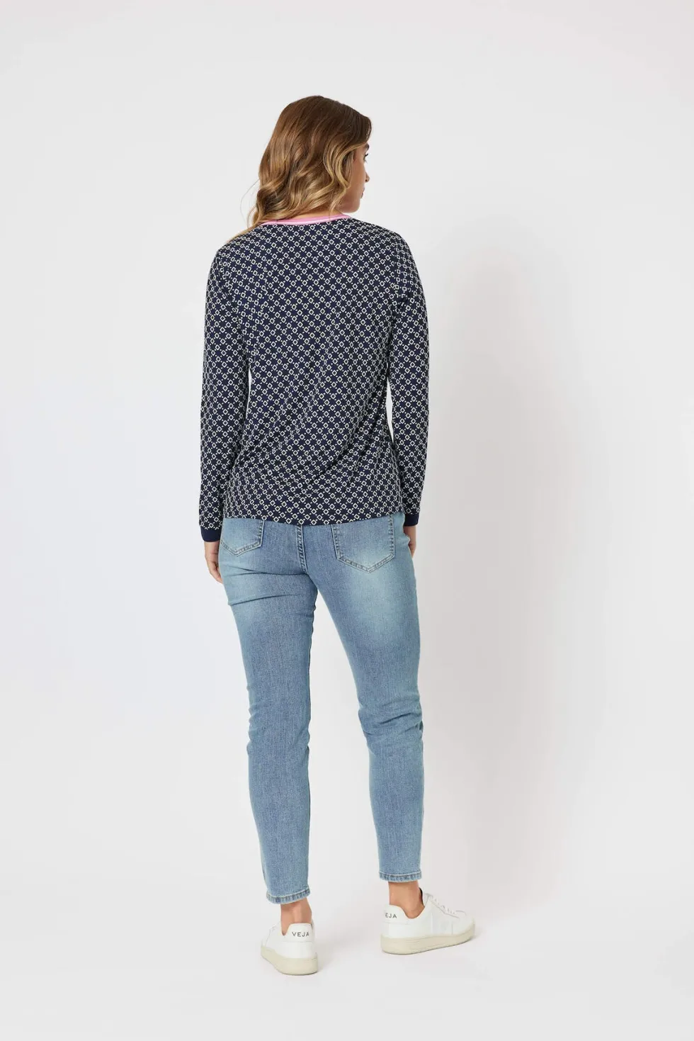 alexa-long-sleeve-tee-navy-ySmbDHrK-1.webp Lucky Lasts>Threadz Alexa Long Sleeve Tee - Navy - Size 8