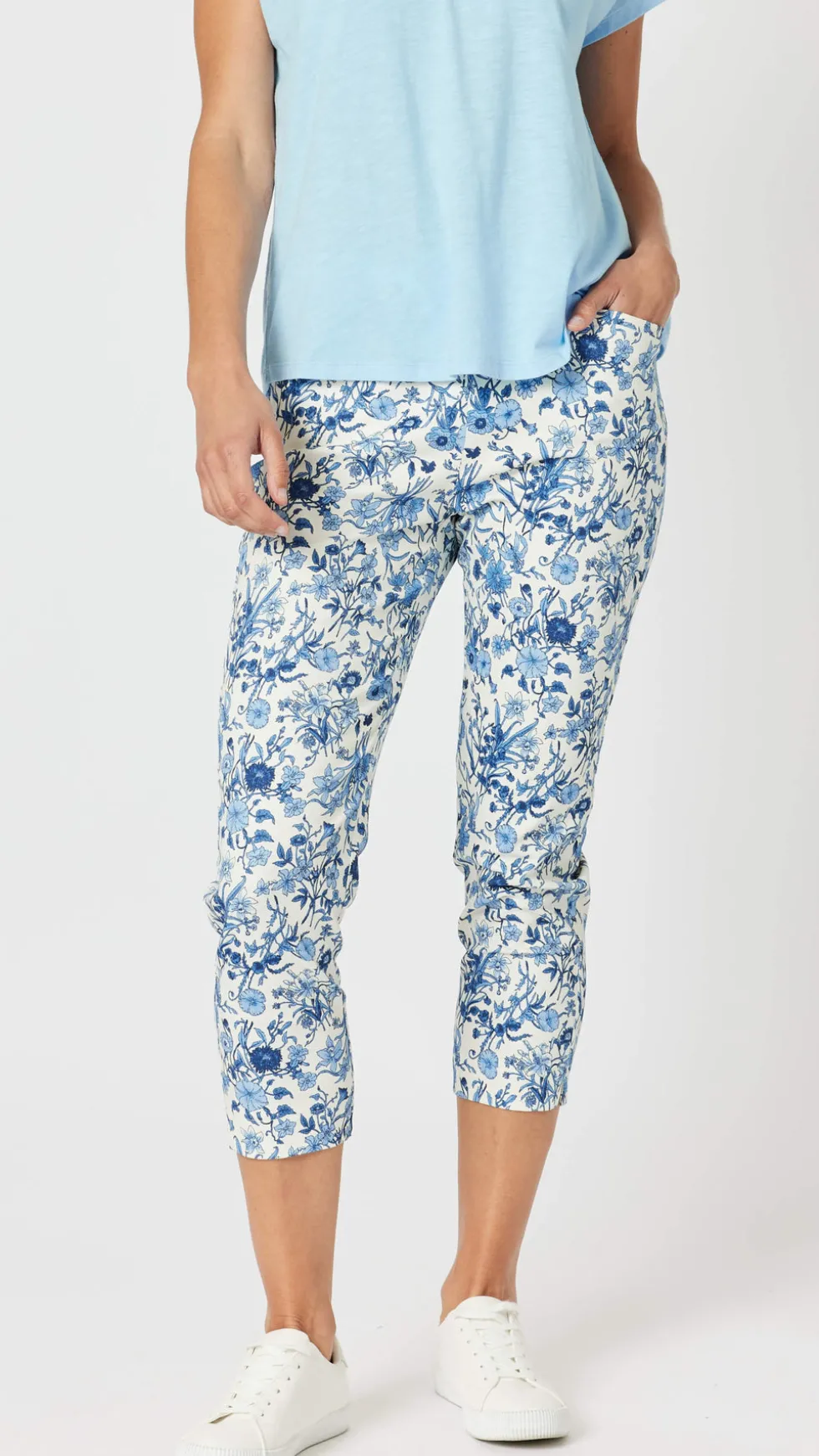 alexandria-floral-print-pant-GgcRjNaO-0.webp Pants Edit|Casual Pants>Gordon Smith Alexandria Floral Print Pant - Blue/White