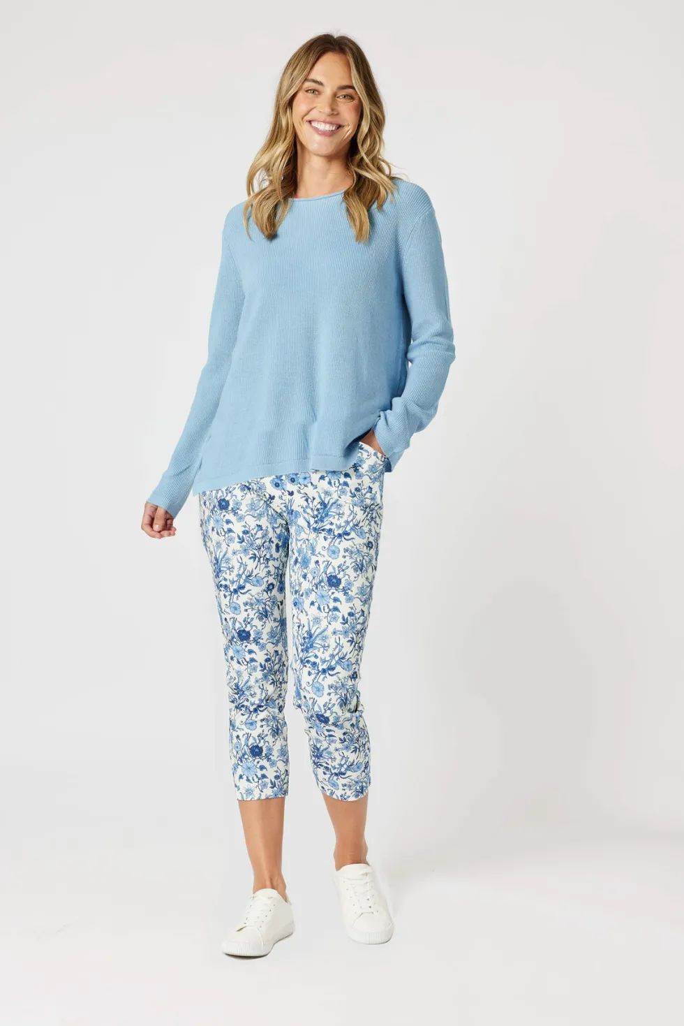alexandria-floral-print-pant-GgcRjNaO-2.webp Pants Edit|Casual Pants>Gordon Smith Alexandria Floral Print Pant - Blue/White