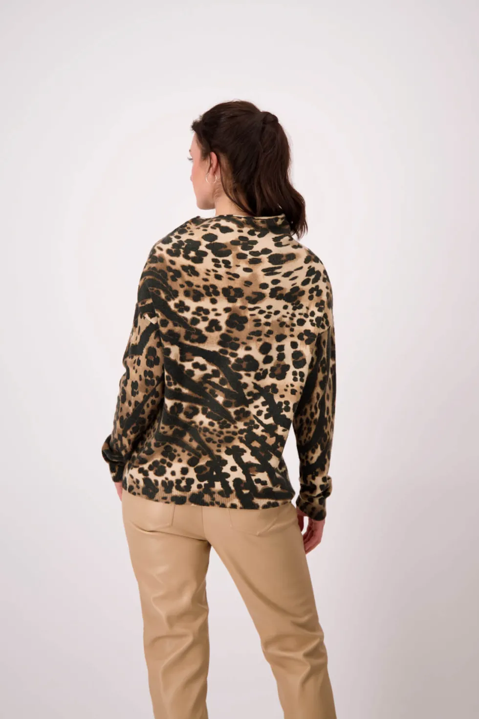 animal-mix-jumper-mXyIgLvU-3.webp Knitwear|Monari>Monari Animal Mix Jumper