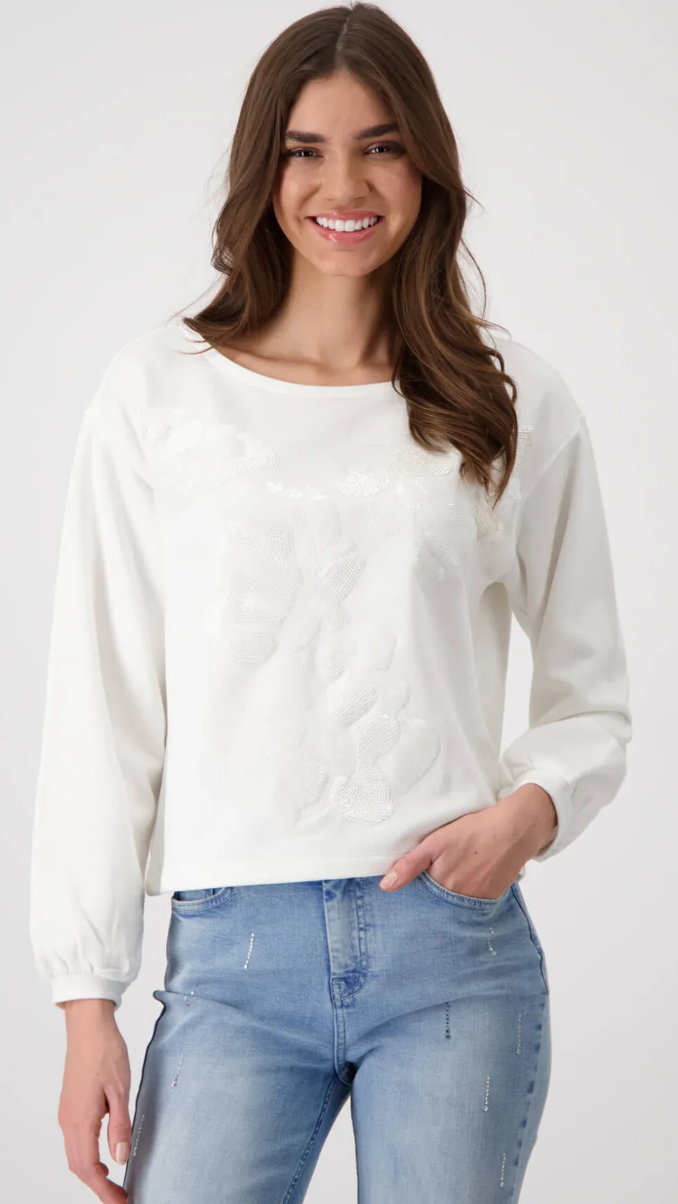 bloom-and-grow-sequin-flower-t-zypRrnRW-0.webp Tops|Tops>Monari Bloom and Grow Sequin Flower Top - Milk