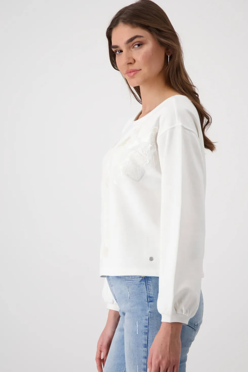 bloom-and-grow-sequin-flower-t-zypRrnRW-2.webp Tops|Tops>Monari Bloom and Grow Sequin Flower Top - Milk