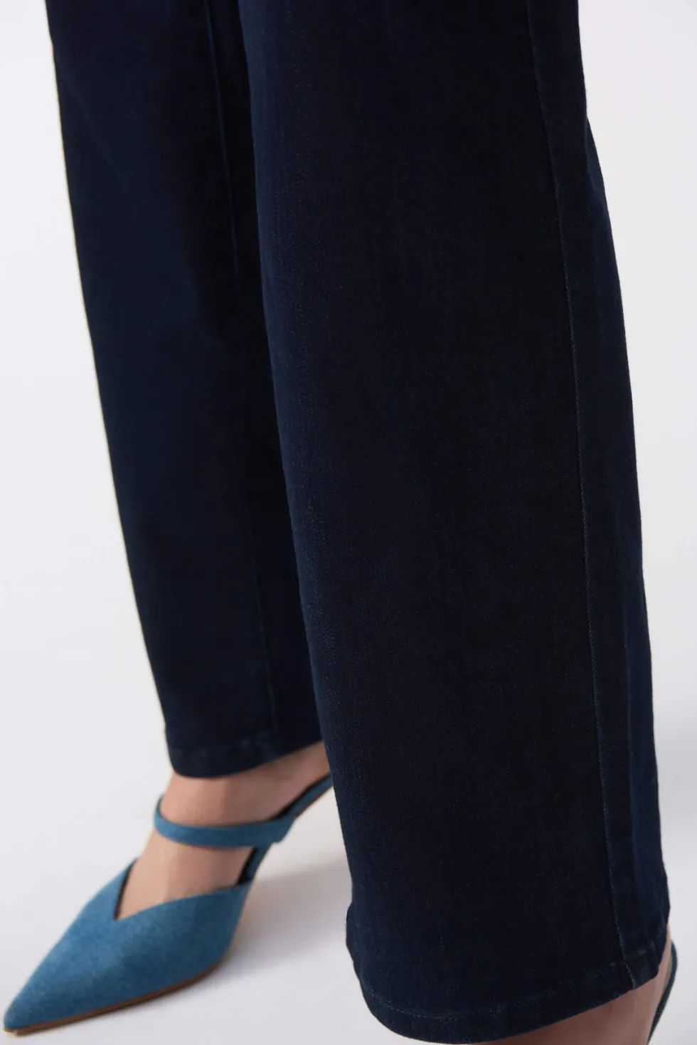 brooke-classic-bootcut-stretch-uajERUwt-3.webp Pants Edit|Jeans>Joseph Ribkoff Brooke Classic Bootcut Stretch Jeans - Dark Denim 251967F25