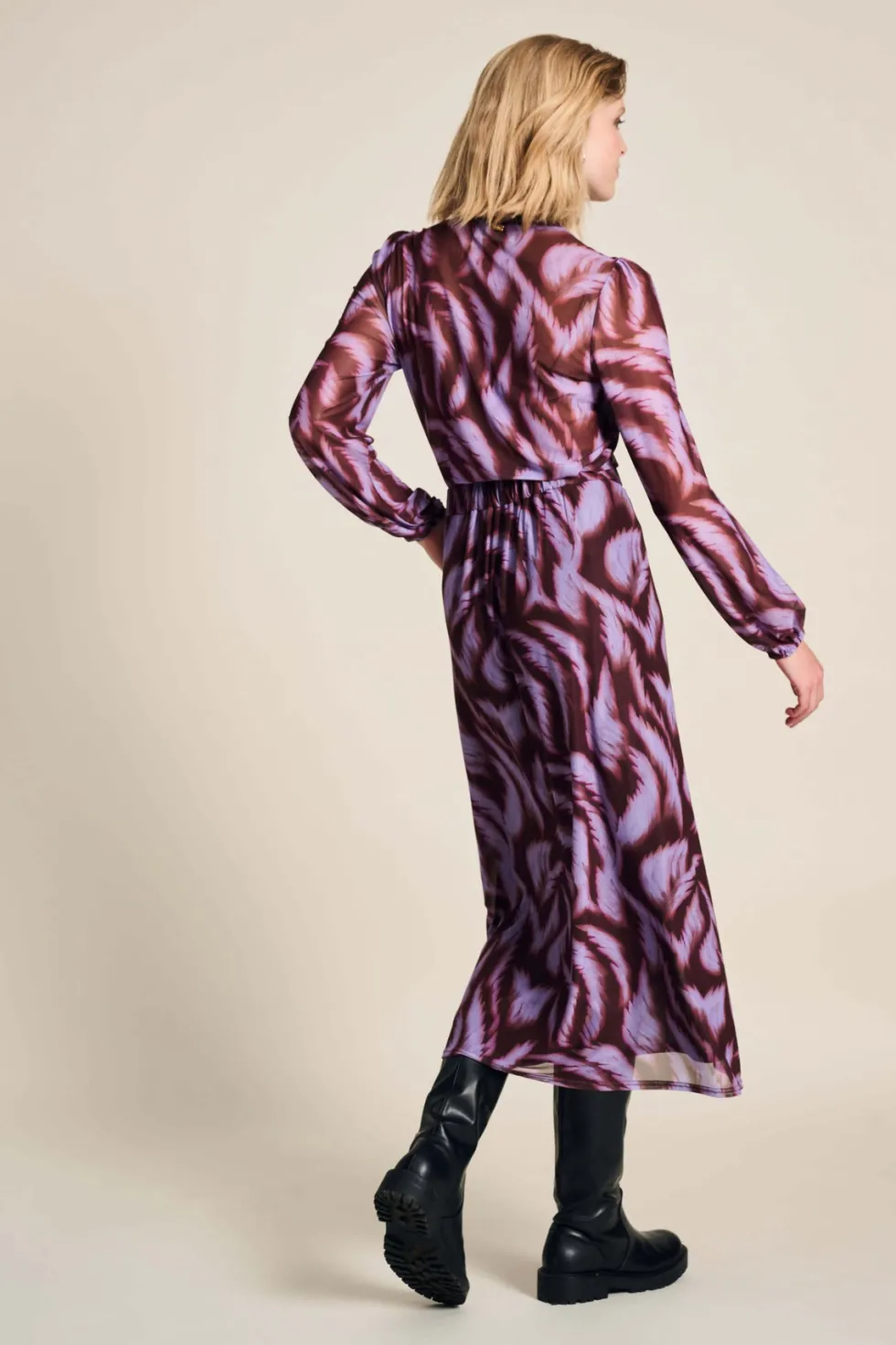 brown-feathers-skirt-tVGRDnFy-3.webp Skirts|POM Amsterdam>POM Amsterdam Brown Feathers Skirt