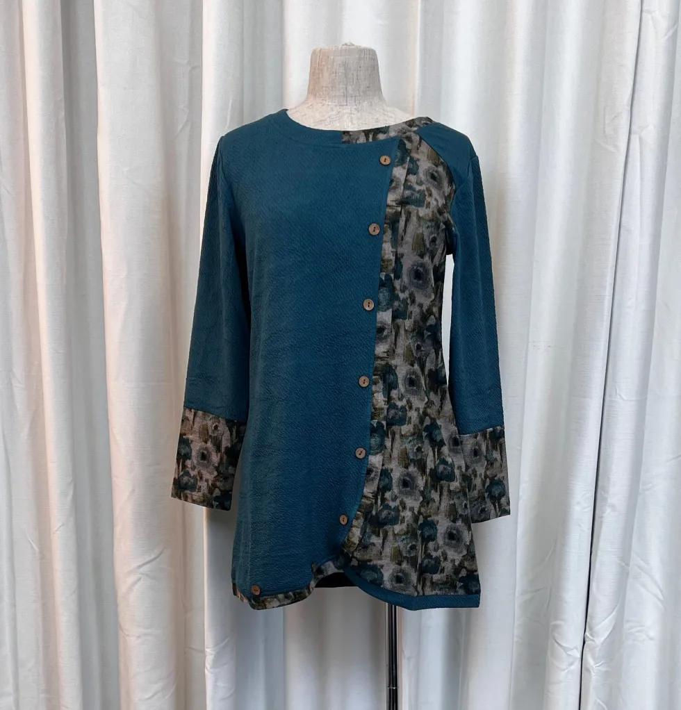 daiki-top-teal-KJqIjcld-2.webp Tops|Tops>Samsaara Daiki Top - Teal