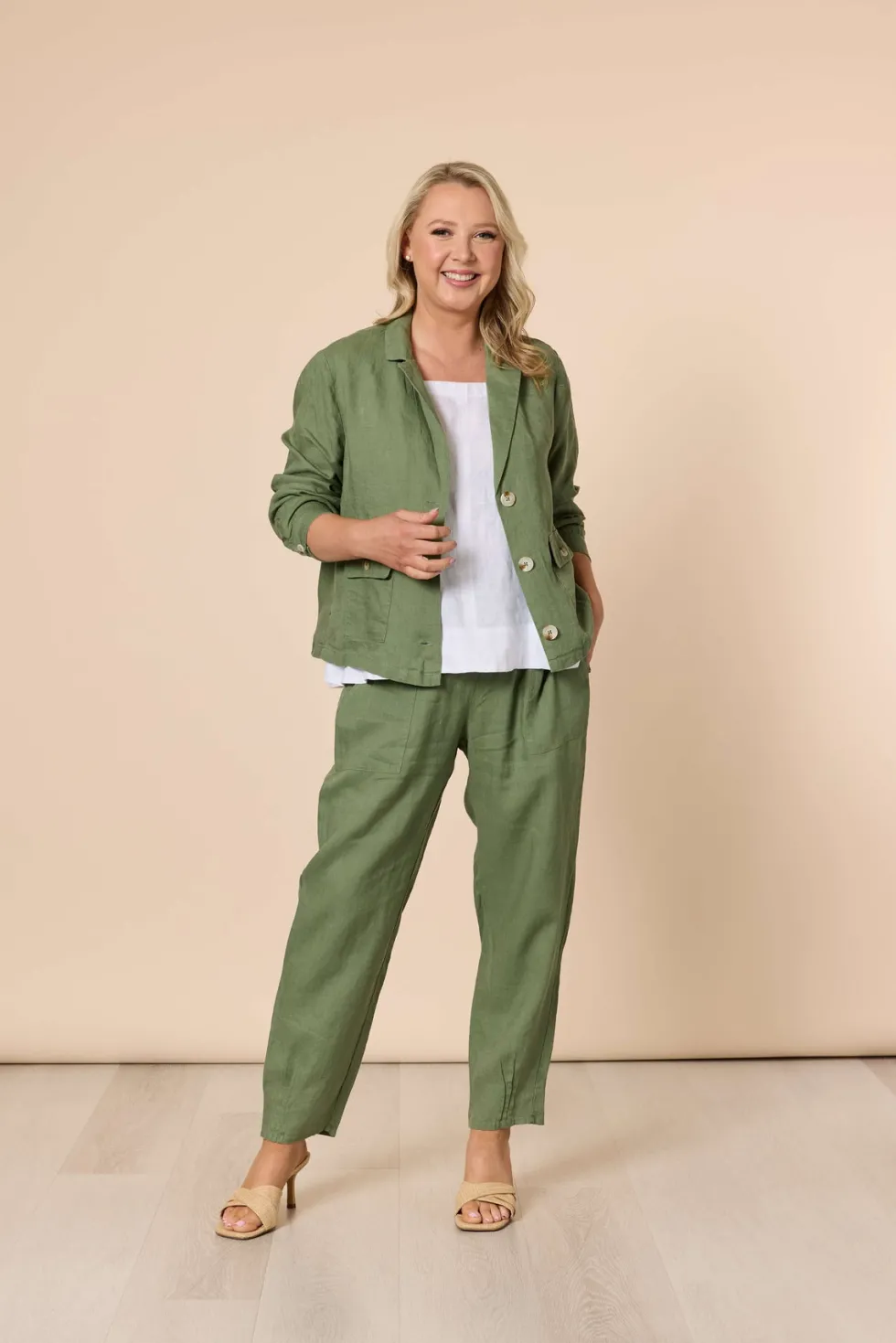 danielle-linen-jacket-basil-gr-QRgTEfhr-3.webp Jackets|Gordon Smith>Gordon Smith Danielle Linen Jacket Basil Green