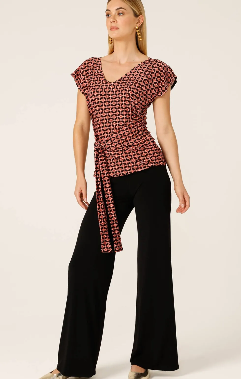 diamond-reversable-tie-top-c-SwiKgSKo-3.webp Tops|Tops>Sacha Drake Diamond Reversable Tie Top - Coral Size 8
