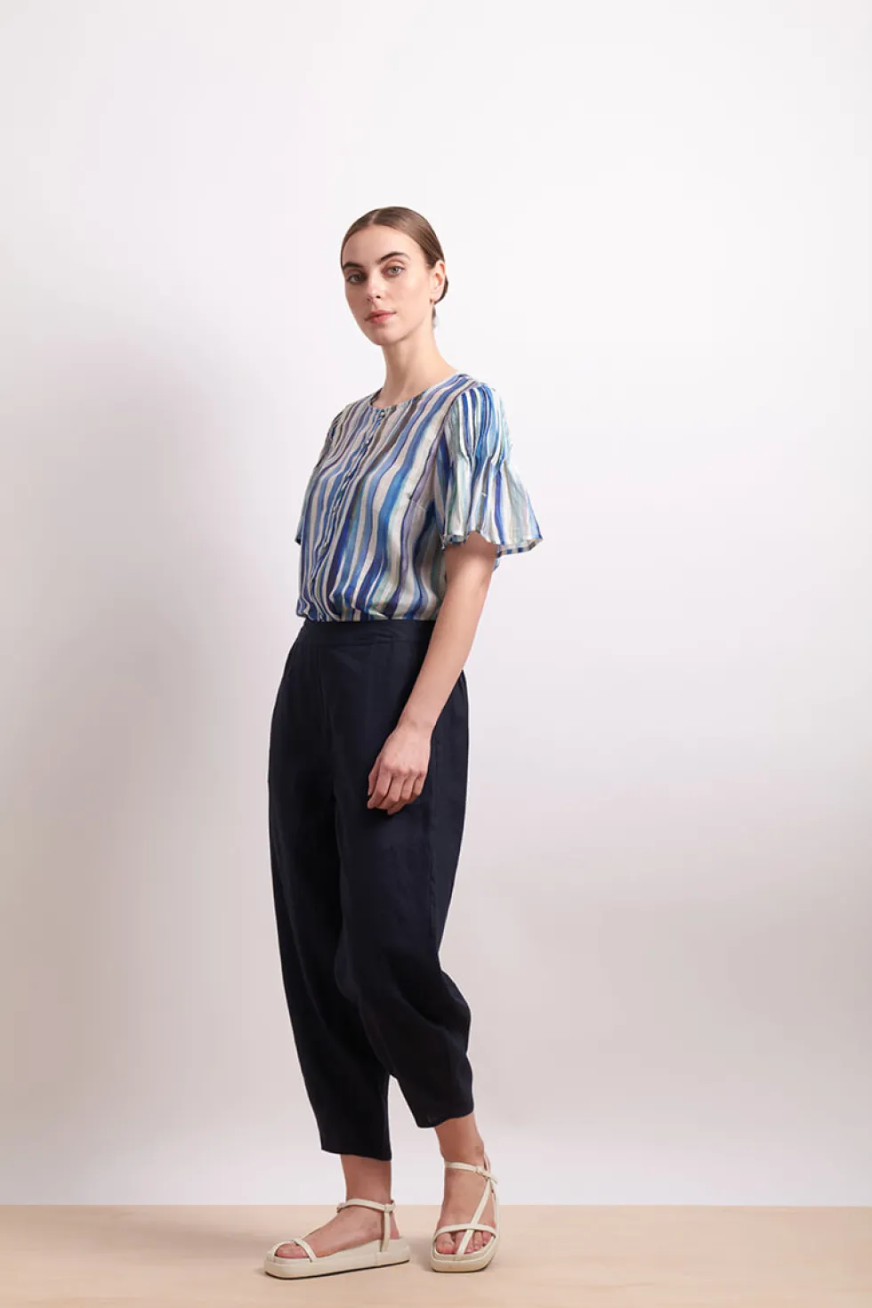 draw-the-line-blouse-azure-s-OEMyebnz-2.webp Sleeved Dresses|Blouses>Neris Draw The Line Blouse - Azure Stripe