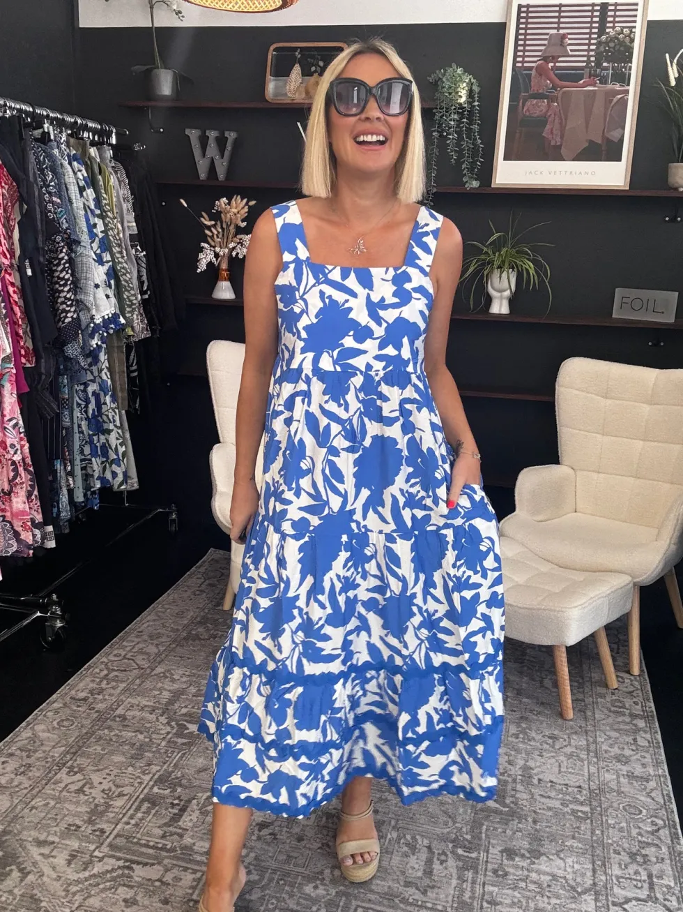 florida-sun-dress-size-10-bIhKjbAt-2.webp Midi Dresses|Threadz>Threadz Florida Sun Dress Size 10