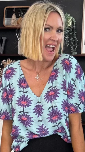 POM Amsterdam>POM Amsterdam Georgie Aqua Flower Top