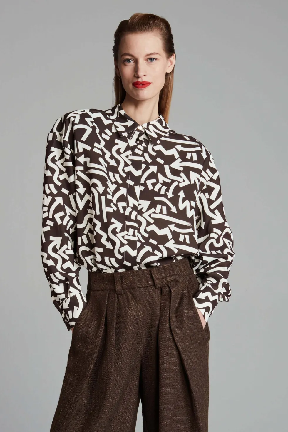 kim-shirt-chocolate-MFJgTIwv-2.webp Shirts Edit|POM Amsterdam>POM Amsterdam Kim Shirt - Chocolate