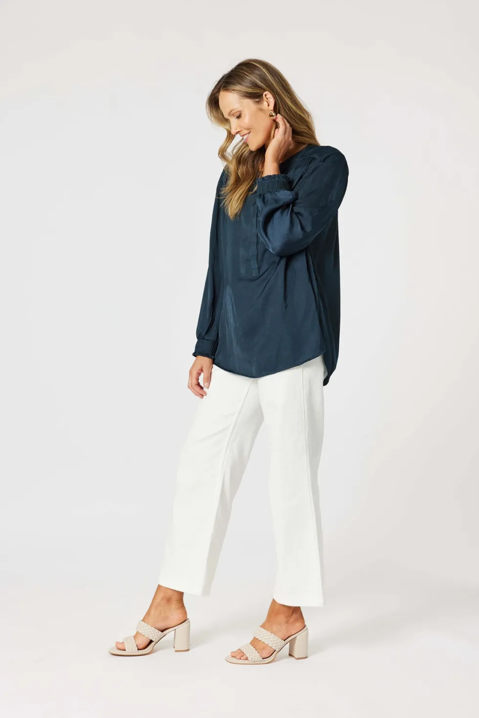 luxe-nehru-top-midnight-abcgcaLB-4.webp Tops|Tops>Hammock u0026 Vine Luxe Nehru Top - Midnight