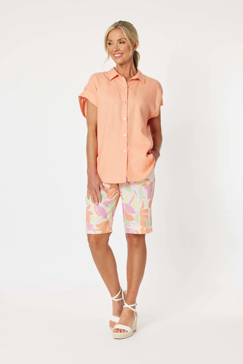 millie-linen-shirt-mandarin-OhMaSKtD-4.webp Shirts Edit|Gordon Smith>Gordon Smith Millie Linen Shirt - Mandarin