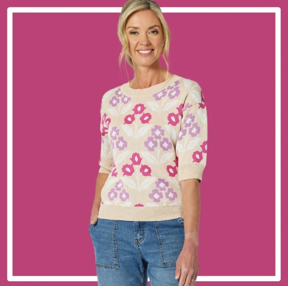 nikki-floral-knit-natural-si-AZuVzRPI-5.webp Knitwear|Gordon Smith>Gordon Smith Nikki Floral Knit - Natural Size 10