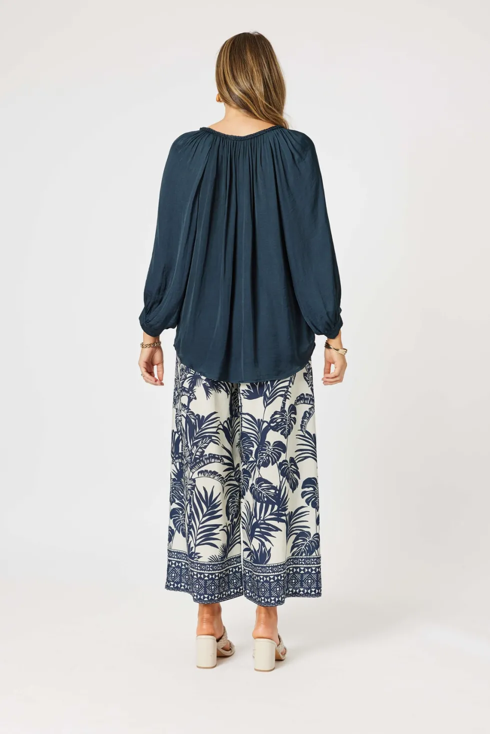 palm-cove-pant-navy-multi-eiODiPtK-1.webp Pants Edit|Casual Pants>Hammock u0026 Vine Palm Cove Pant - Navy Multi