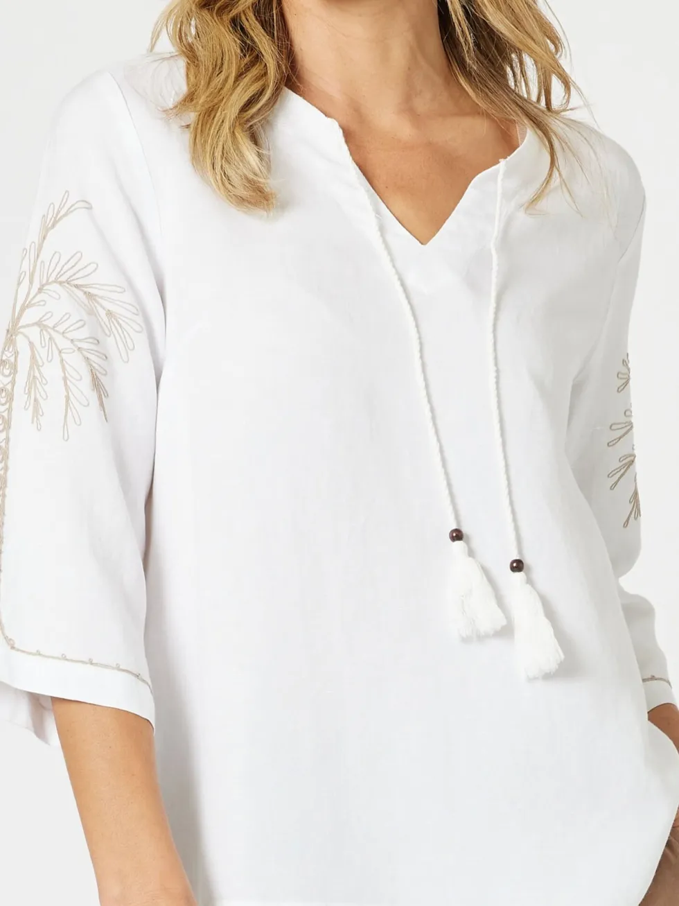 palm-embroidery-lino-top-whi-QRSUigIW-1.webp Tops|Tops>Gordon Smith Palm Embroidery Lino Top - White/Natural