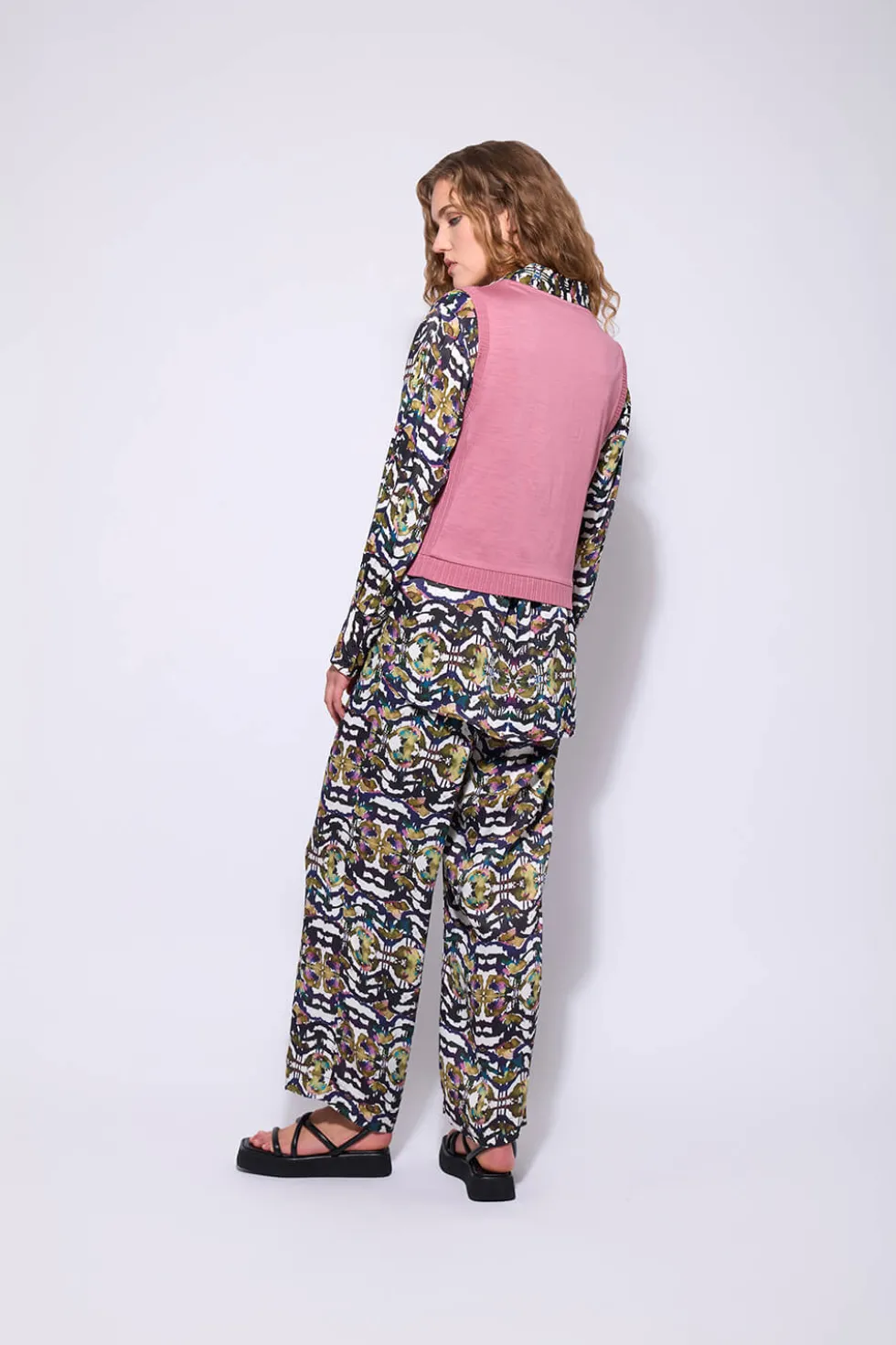 sloane-pant-kaleidscope-qbrxggen-1.webp Pants Edit|Neris>Neris Sloane Pant - Kaleidscope