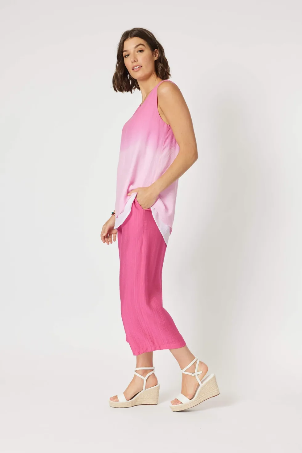 sunset-cami-size-16-TWDoZPya-3.webp Clarity>Clarity Sunset Cami Size 16