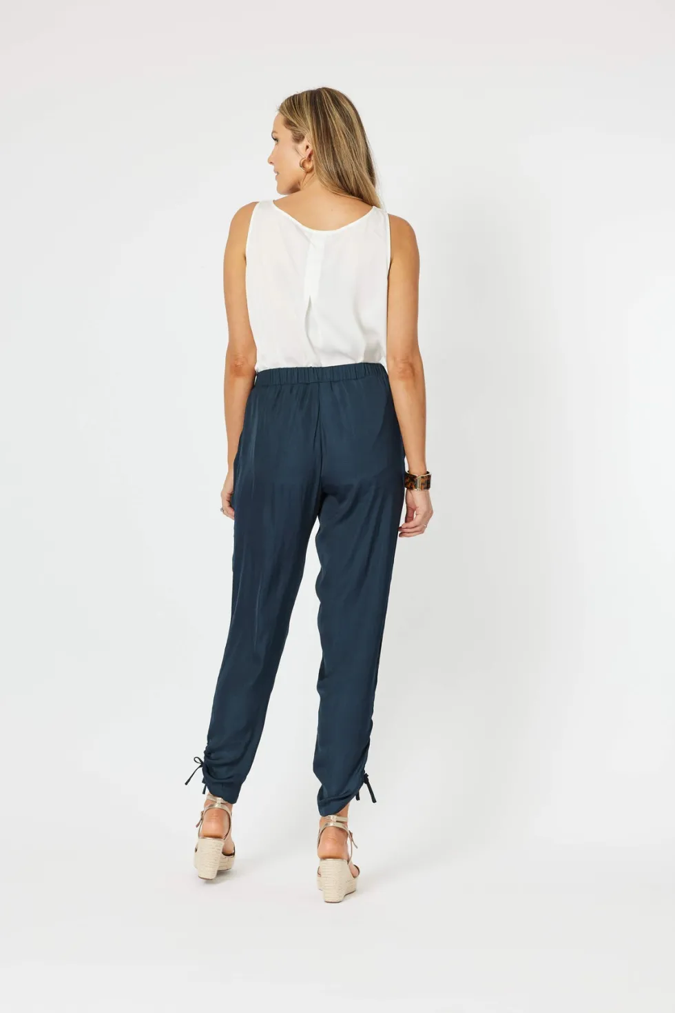 traveller-luxe-side-tie-pant-wfwkJjyQ-3.webp Pants Edit|Casual Pants>Hammock u0026 Vine Traveller Luxe Side Tie Pant - Navy