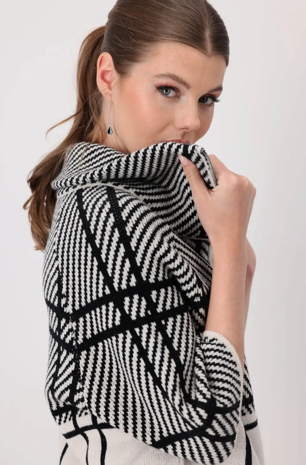 troyer-jacket-sandshell-patt-QTUZNgEk-4.webp Jackets|Monari>Monari Troyer Jacket - Sandshell Pattern Size 12