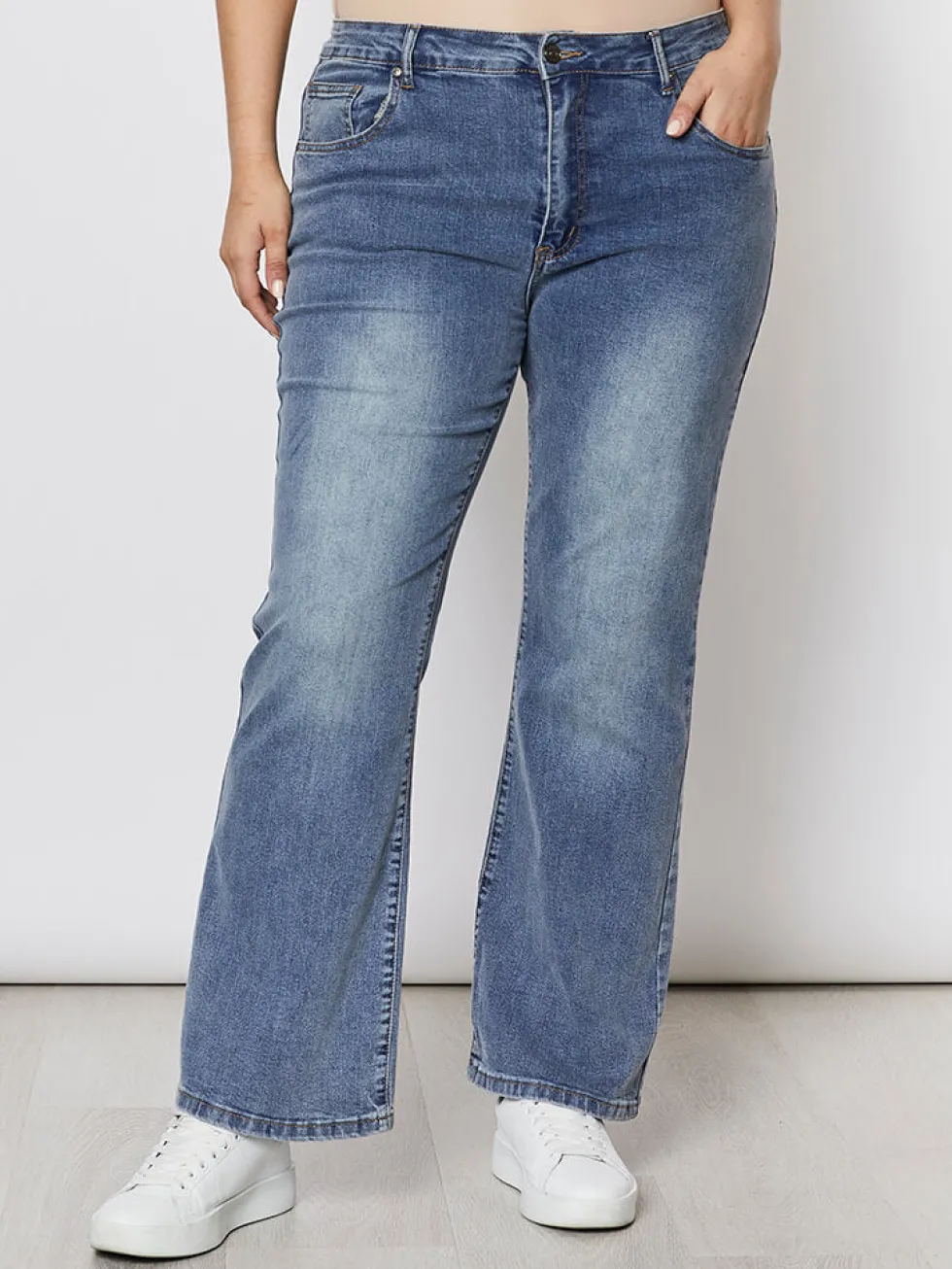 vicki-bootcut-jean-blacklite-d-NGJKPuEn-2.webp Jeans|Denim>Threadz Vicki Bootcut Jean Black/Lite Denim