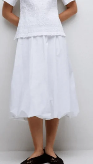 Skirts|Yerse>Yerse White Popplin Balloon Skirt